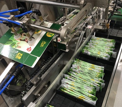 食品类自动装盒机 雪糕 冰条 蛋黄派 饼干 面包 调料 酱包 装盒机图2