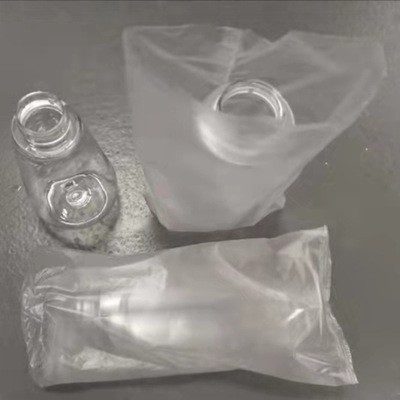 350X全自动枕式包装机香水玻璃酒瓶自动套袋机塑料瓶子包装热封机图3