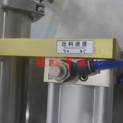 饮料全自动液体定量灌装机瓶装洗衣液手动罐装机小型灌装设备图4