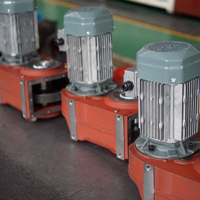 F系列平行轴斜齿轮减速机 厂家供应机械行业设备斜齿轮减速机图3