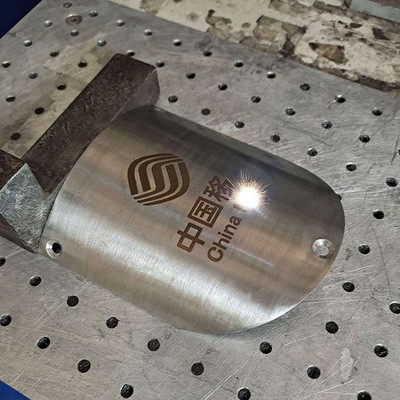 甘肃兰州激光打标机天水模具激光雕刻机重庆五金厂激光镭雕机工厂图4