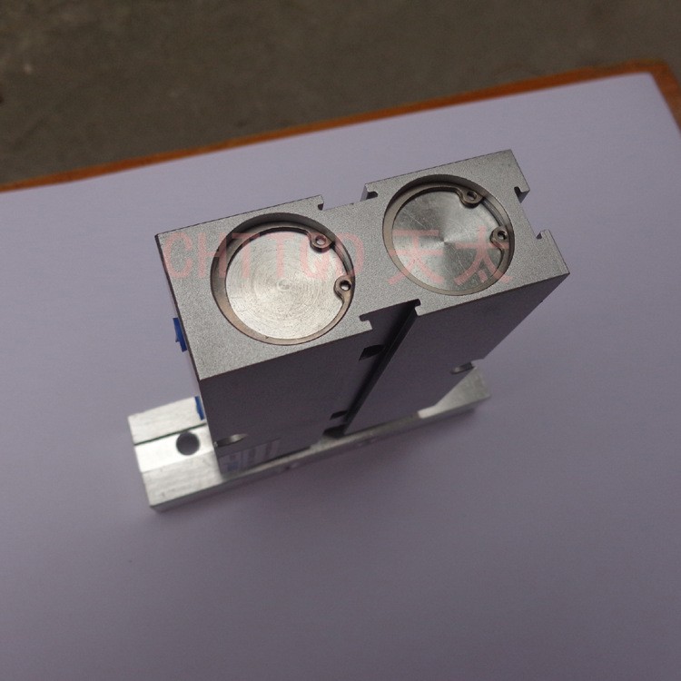 【厂家直销】CHTTQD品牌 TDA20X30非标双轴气缸 双杠气缸定做图5