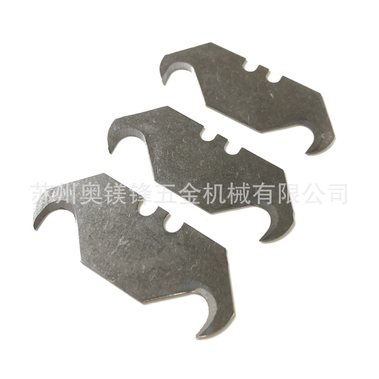 供应牛角刀片勾刀美工梯形刀片锋利带孔盒装现货多种形状款式图2