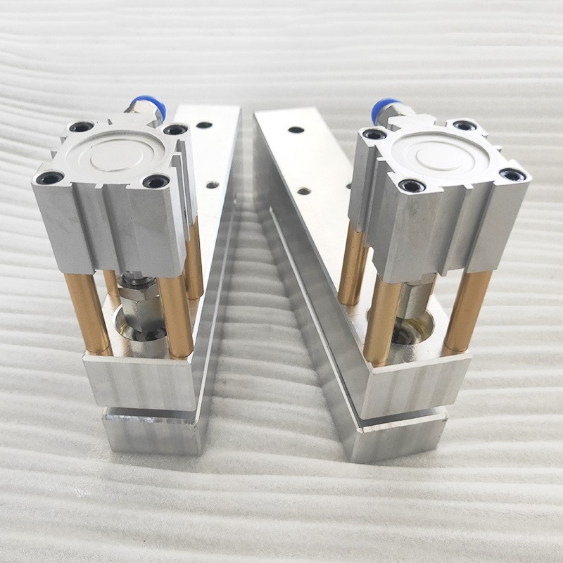 厂家供应 导柱 气动打孔机 吸塑泡壳纸卡打孔 机塑料袋打孔器图2