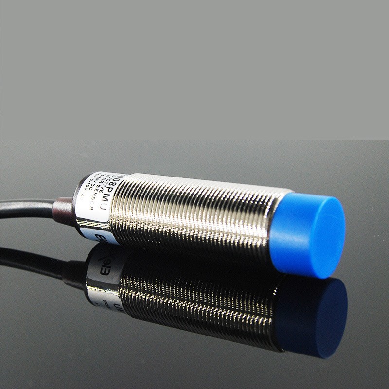 M18模拟量接近开关传感器 输出0-10V距离0-8mmXM18-3008PMU出售图2