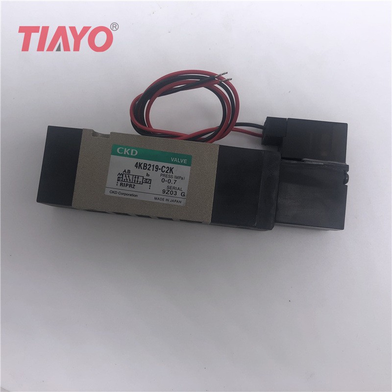 全新日本CKD电磁阀4KB219-00-C2-DC24V喜开理代理图3