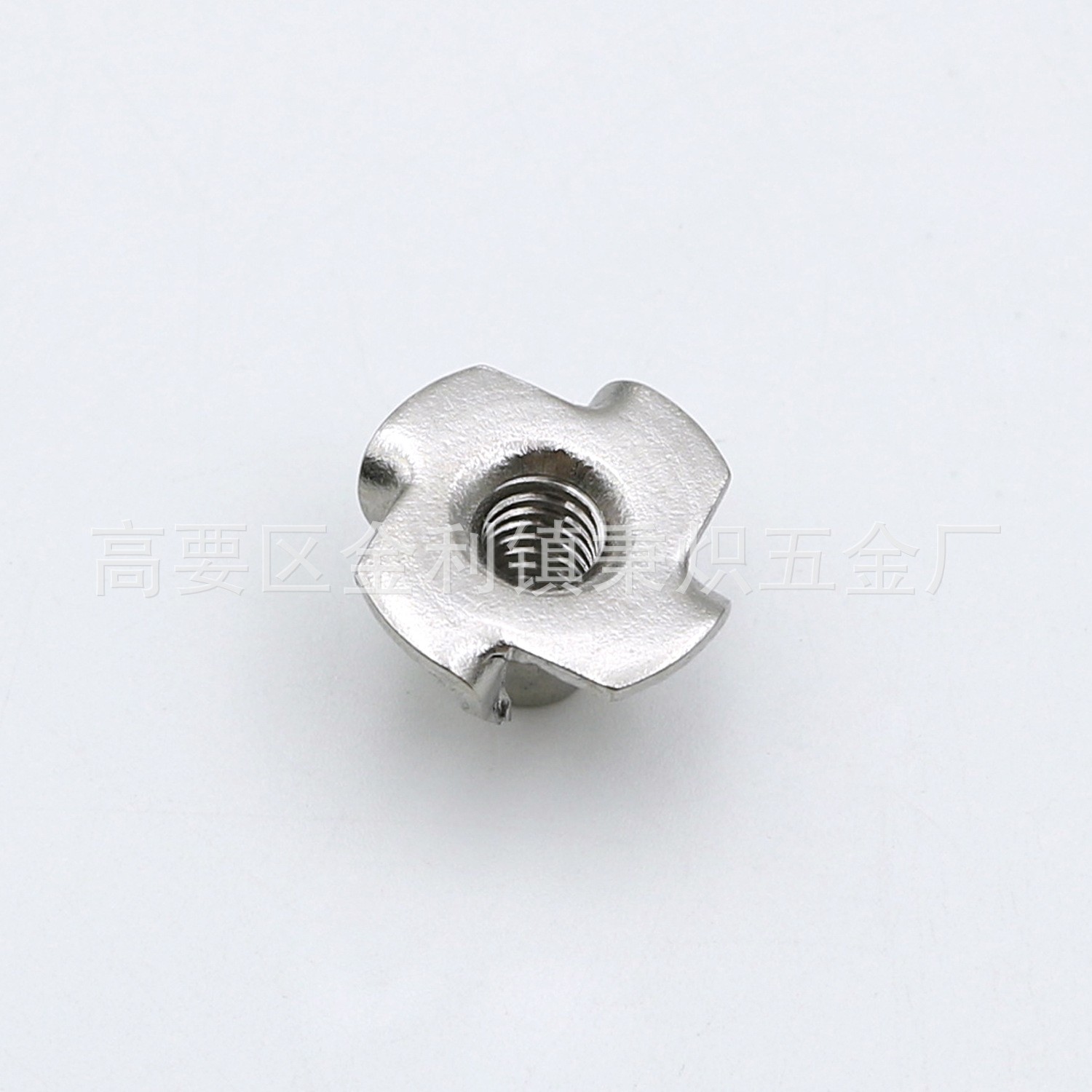 现货批发304#倒钩四爪螺母镀锌四角紧固钉M6螺纹不锈钢家具螺母图3