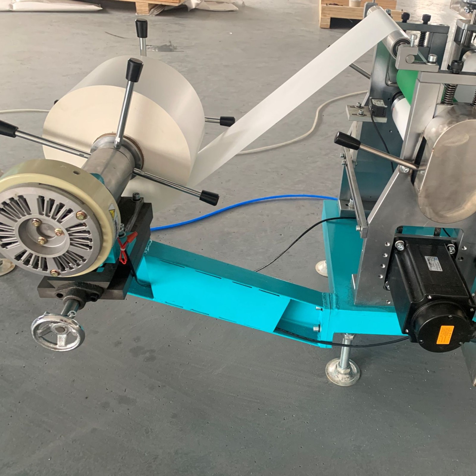 咽鼻拭子全自动上料咽鼻拭子包装机生产线打包机封口包装设备定金图5