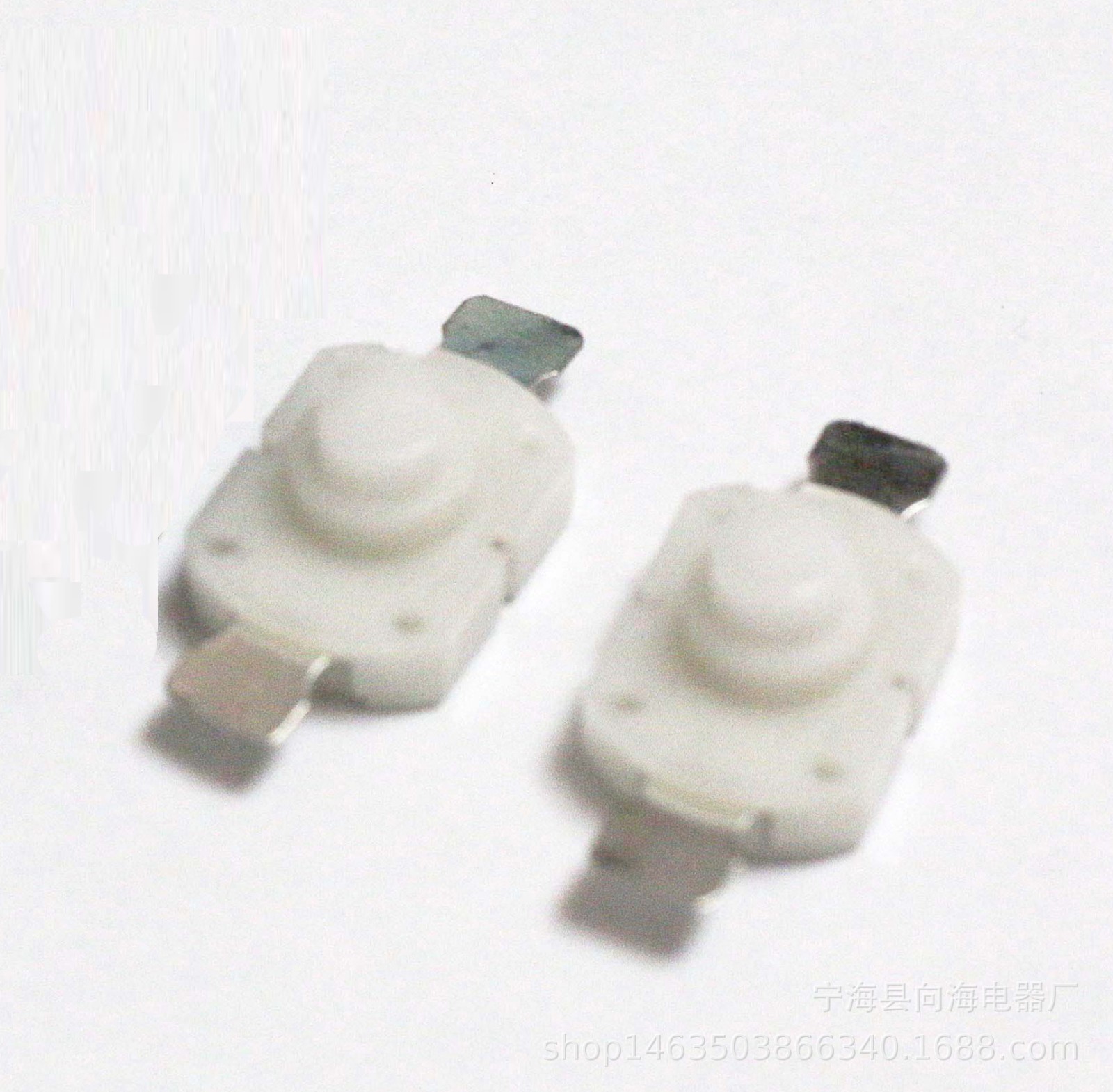 厂家供应一开一关按钮开关手电筒小开关贴片自锁无锁复位小型按键图2
