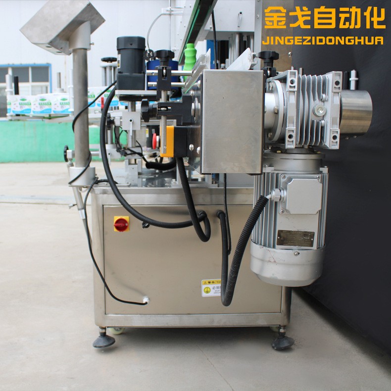 双面方瓶圆瓶不干胶贴标签机红酒贴标机油烟净洁厕灵洗手液贴标机图5