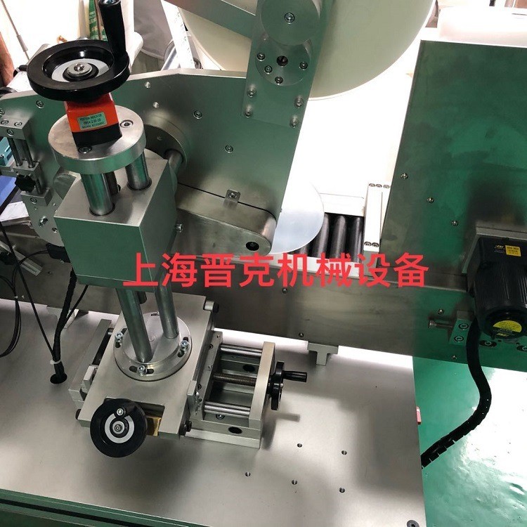 厂家直销自动卧式小圆瓶贴标机采血管贴标机化妆品瓶贴标支持定制图5