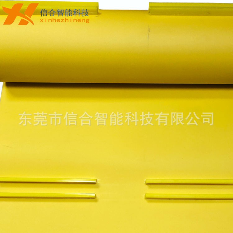 黄色2.0PVC加挡条输送带 来图特殊加工工业皮带 防跑偏皮带图2