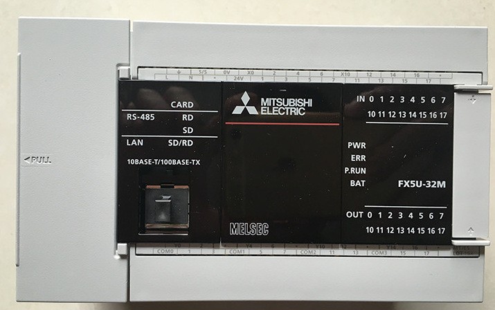FX5U-32MT/ES可编程控制器图2