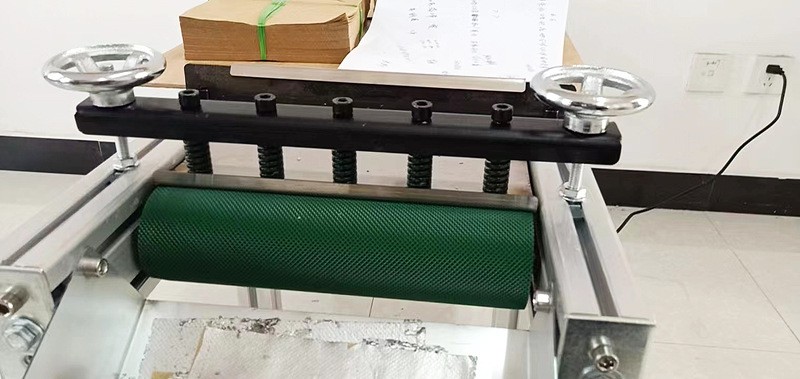 压锡箔纸小型输送机传送带元宝压塑流水线压锡纸输送带压箔纸加工图4