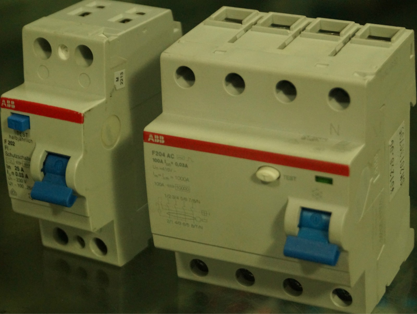 供应ABB漏电剩余电流动作断路器F204 AC-63/0.03图4