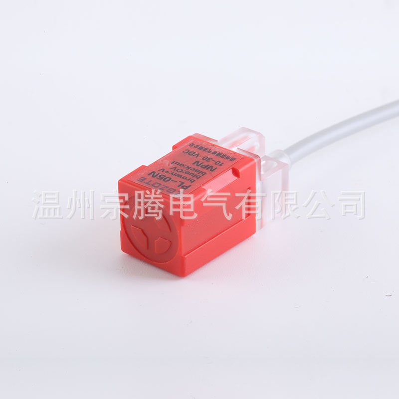 电感式防水 接近开关PL-05N供应方形直流三线金属限位感应器常开  1个图4