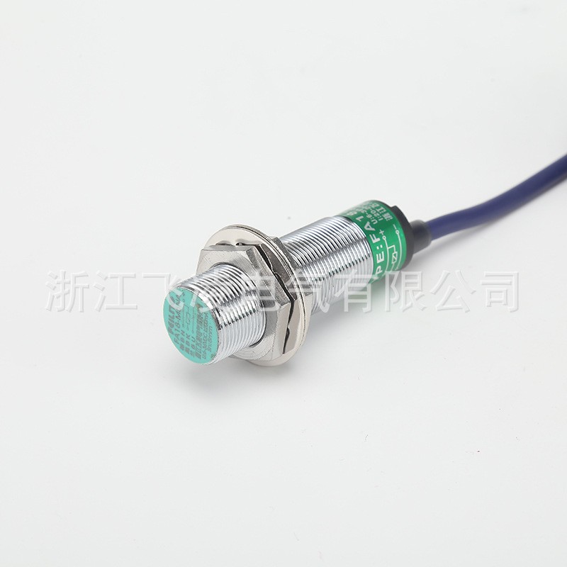 飞凌厂家 接近开关 电感式传感器FA18-8NA传感器 FA18-8KA  2个图3