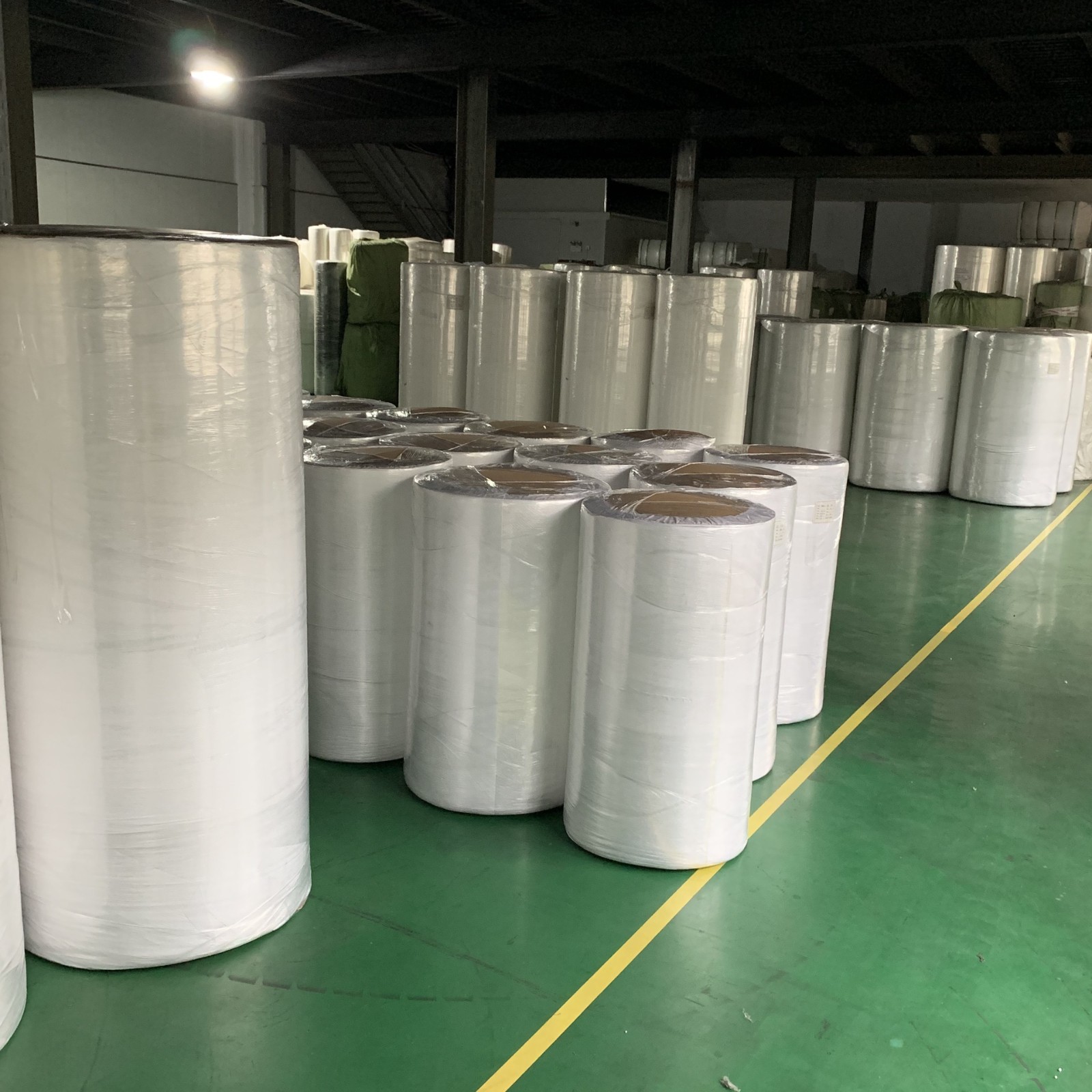 35G白色涤纶平纹PET淋膜复合裁片服装衬布水刺无纺布图5