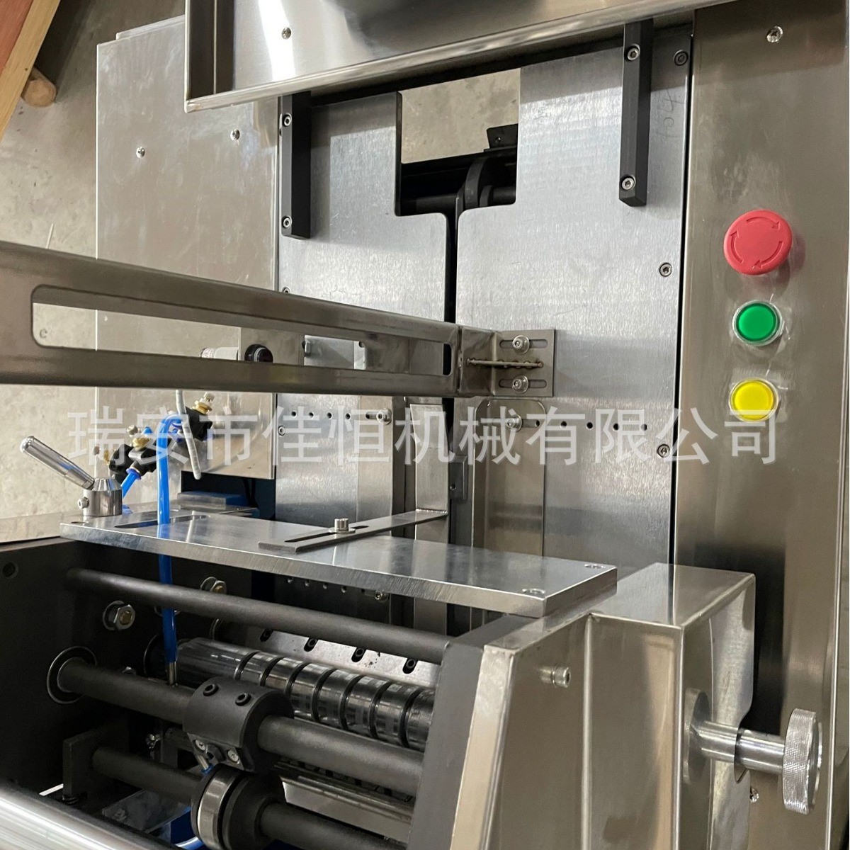 全自动透明膜三维包装机扑克牌烟包机化妆品烟膜机塑封机烫膜机图3