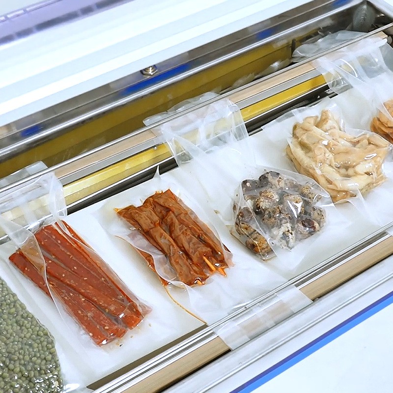 商用定量称重自动打包机五金螺丝服装食物包装机海鲜谷物真空机图2