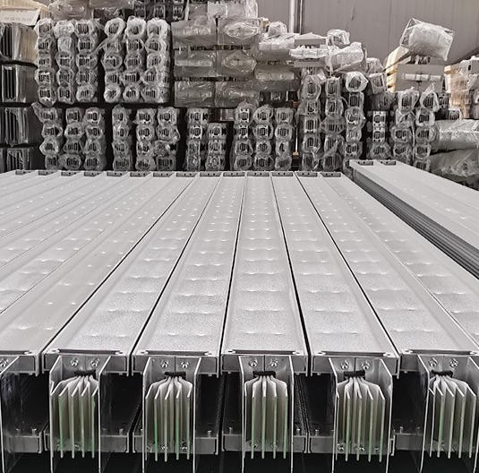 定制耐火防水浇筑母线 密集型低压封闭式插接式母线槽图2