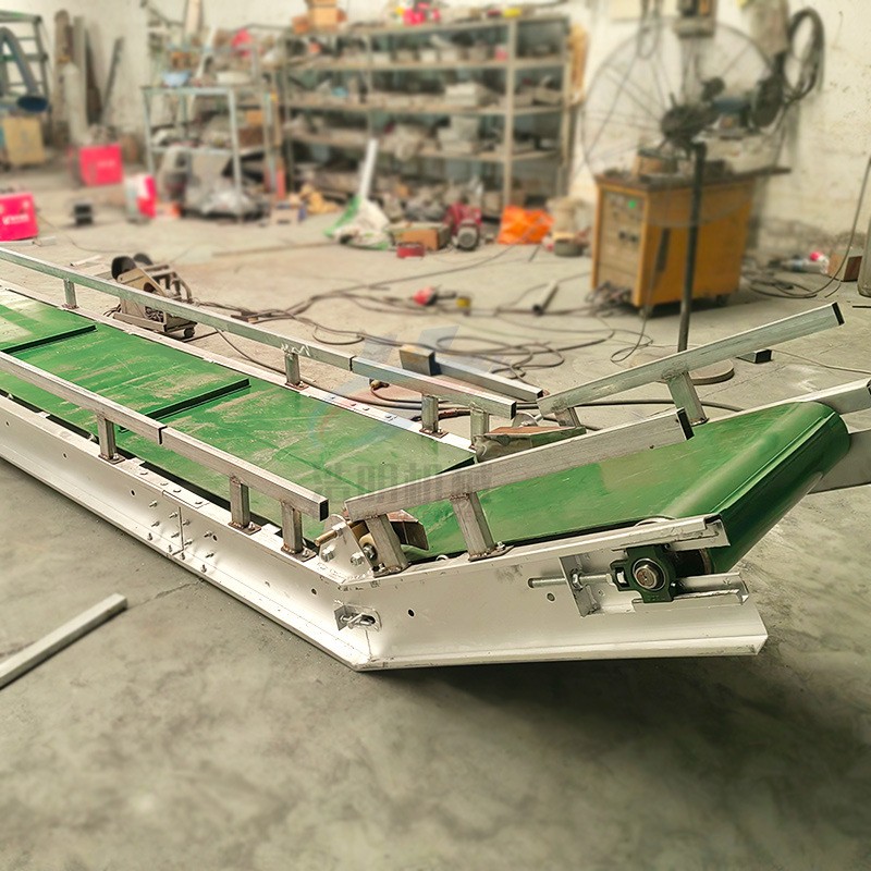 PVC挡板皮带输送机矿泉水纸箱挡板传送带上料传送带图3